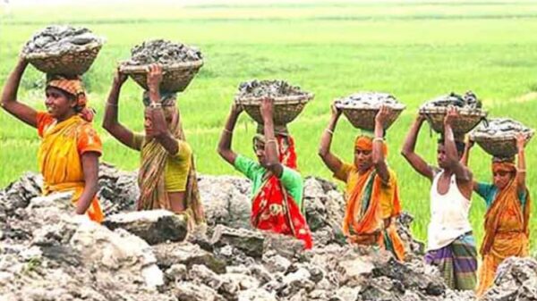 ৫৪ কোটি টাকা ব্যয়ে নারী শ্রমিকদের হোস্টেল নির্মাণ কাজের উদ্বোধন (ভিডিও সহ)