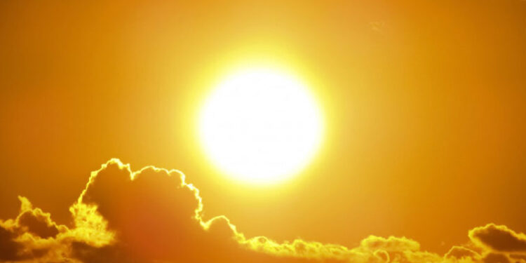 ৭ জেলায় বয়ে যাচ্ছে মৃদু তাপপ্রবাহ