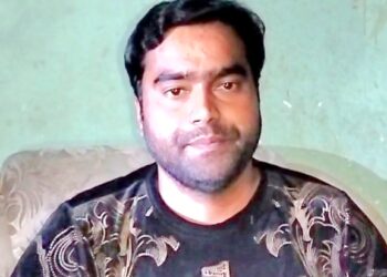 সোনারগাঁয়ে অটো চোরকে ছেড়ে দেয়ার প্রতিবাদ করায় চুরির মামলায় আসামি যুবদল নেতা