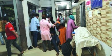 সোনারগাঁয়ে নদীতে গোসল করে বাড়ি ফেরার পথে প্রাণ গেল দুই বন্ধুর
