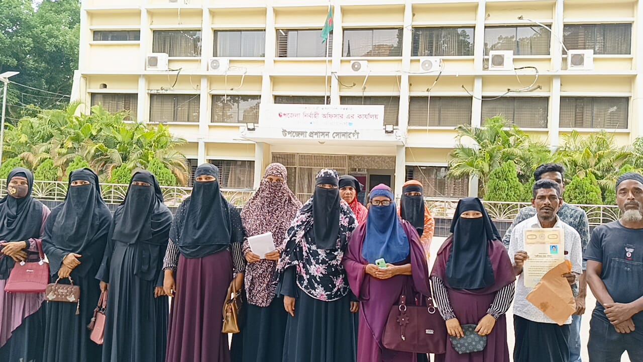 ড. মুহাম্মদ ইউনুসের নাম ভাঙিয়ে কোটি টাকার প্রতারণা: সোনারগাঁয়ে মৎস্য দপ্তরের পিয়নের বিরুদ্ধে অভিযোগ