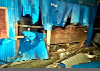 বন্দরে বিএনপি নেতা শাহিনের নেতৃত্বে হত্যা মামলার আসামীর বাড়িতে হামলা