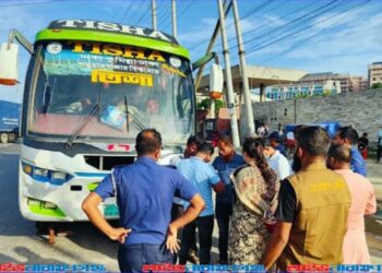 সোনারগাঁয়ে পরিবেশ দূষণের অভিযোগে চার যানবহনকে জরিমানা