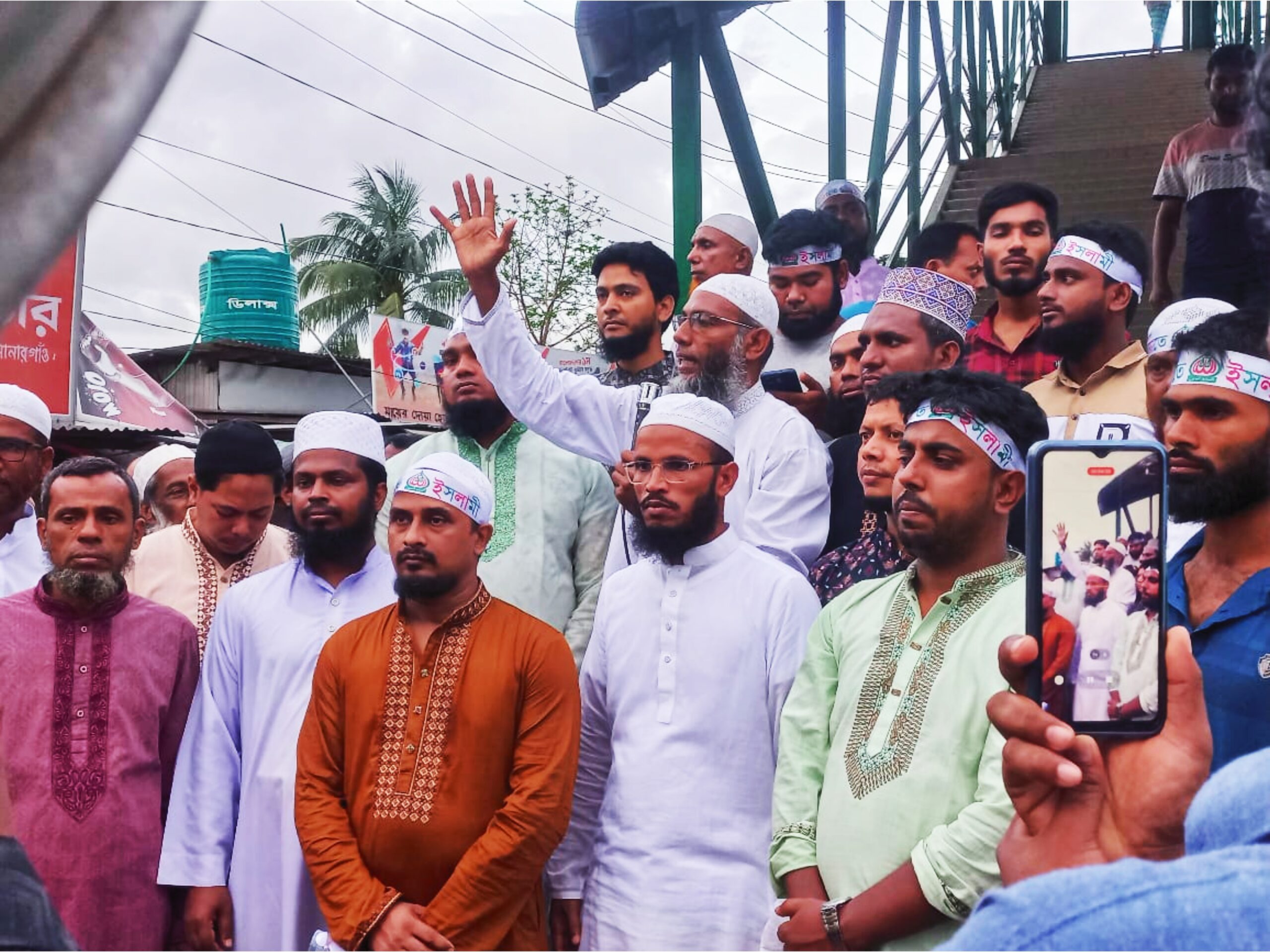 জামায়াত-শিবির কর্মীদের গায়ে হাত উঠলে ঐ হাত আর হাতের জায়গায় থাকবেনা