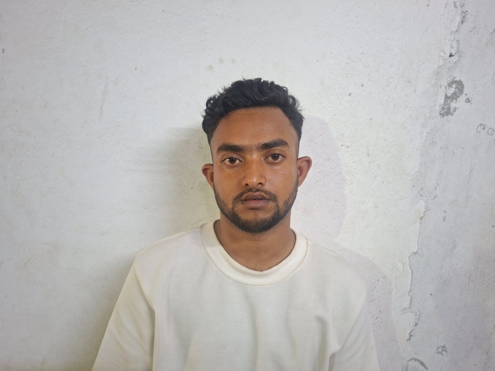 সোনারগাঁয়ে ৬০ পিস ইয়াবাসহ যুবক আটক