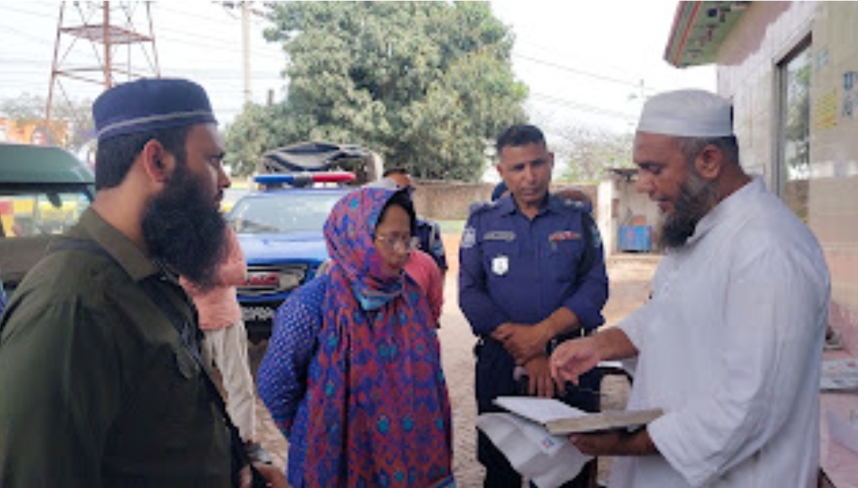 জ্বালানি সরবরাহ স্বাভাবিক রাখতে সোনারগাঁয়ে ভ্রাম্যমান আদালতের অভিযান