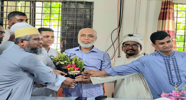 সোনারগাঁয়ে কলতাপাড়া ফাযিল মাদরাসার নবনির্বাচিত কমিটির পরিচিতি সভা অনুষ্ঠিত