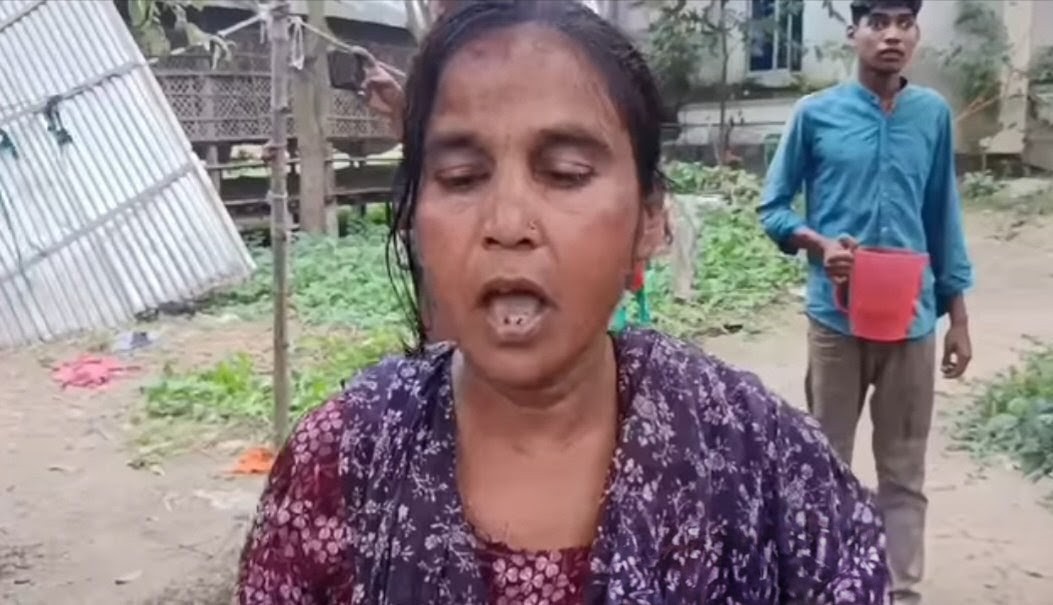 সোনারগাঁয়ে ছেলের অভিযোগের জেরে ঘরবাড়ি ভাঙচুর, আহত নারী