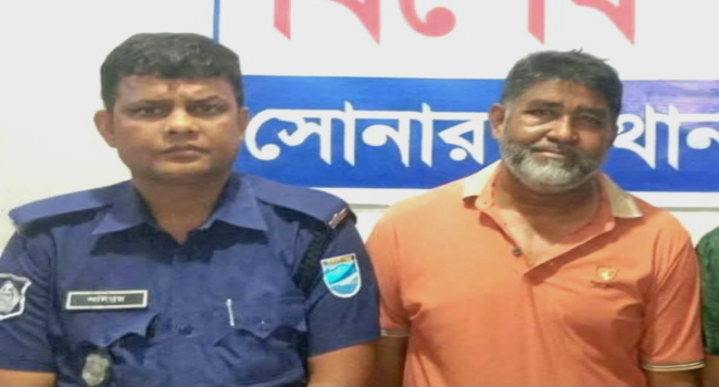 সোনারগাঁয়ে স্বেচ্ছাসেবক লীগ নেতা দেলোয়ার মেম্বার গ্রেপ্তার