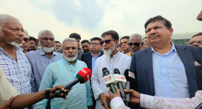 কাঁচপুরে বাস টার্মিনাল পরিদর্শনে প্রতিমন্ত্রী: ছয় মাসের মধ্যে নাগরিক সুবিধা নিশ্চিতের আশ্বাস