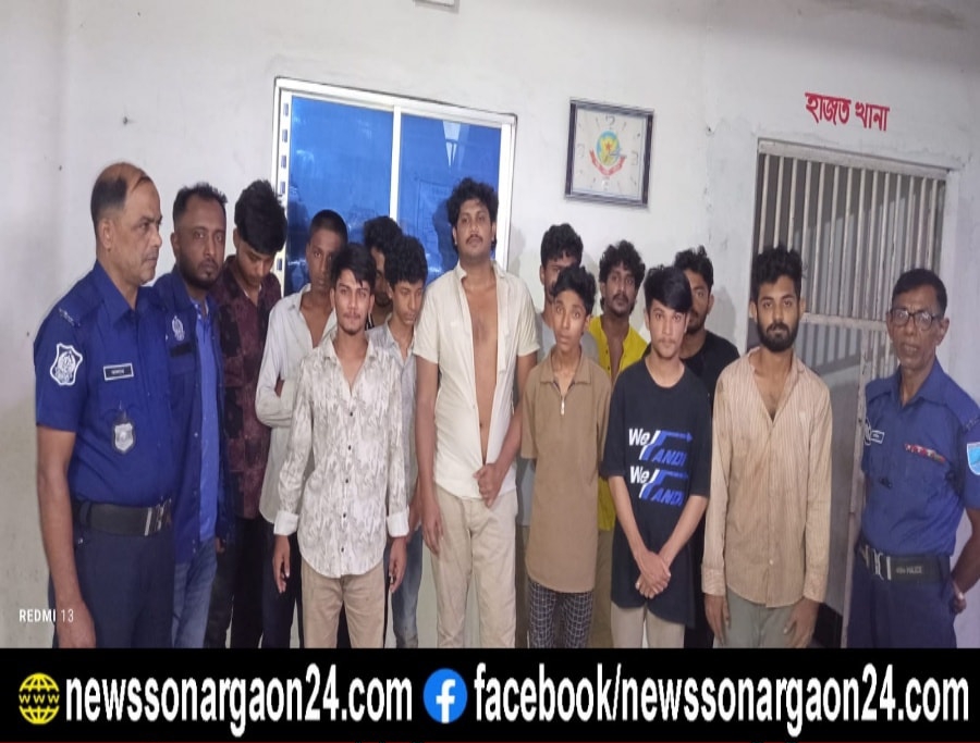 সোনারগাঁয়ে মিছিলের সময় ১২ ছাত্রলীগ কর্মী আটক