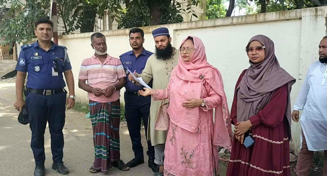 সোনারগাঁয়ে খাসির মাংসে পানি মিশনোর অপরাধে ৭০ হাজার টাকা জরিমানা